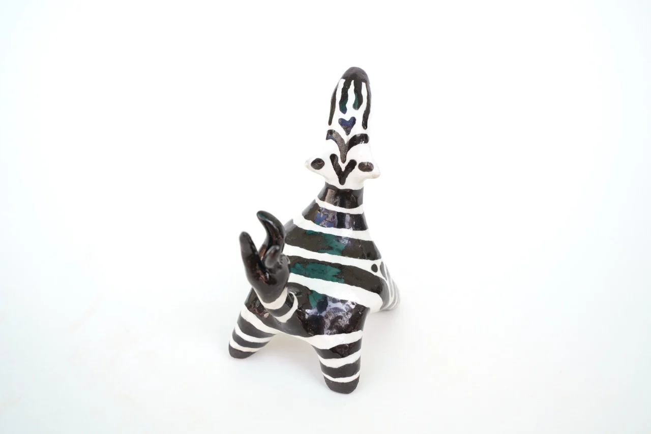 ANIMALS - #06 - davisbot - "ZEBRA" - Image 6