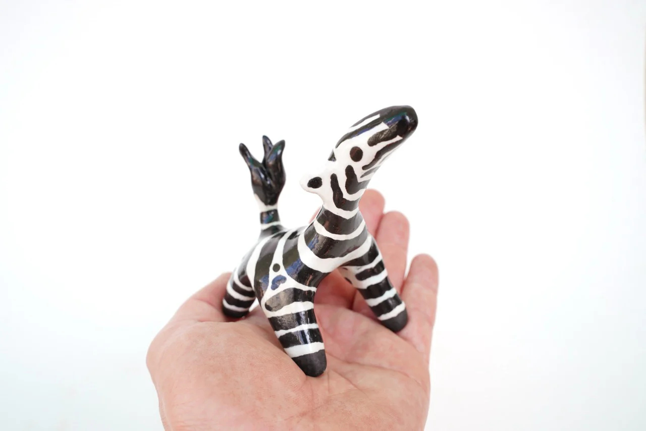 ANIMALS - #06 - davisbot - "ZEBRA" - Image 7