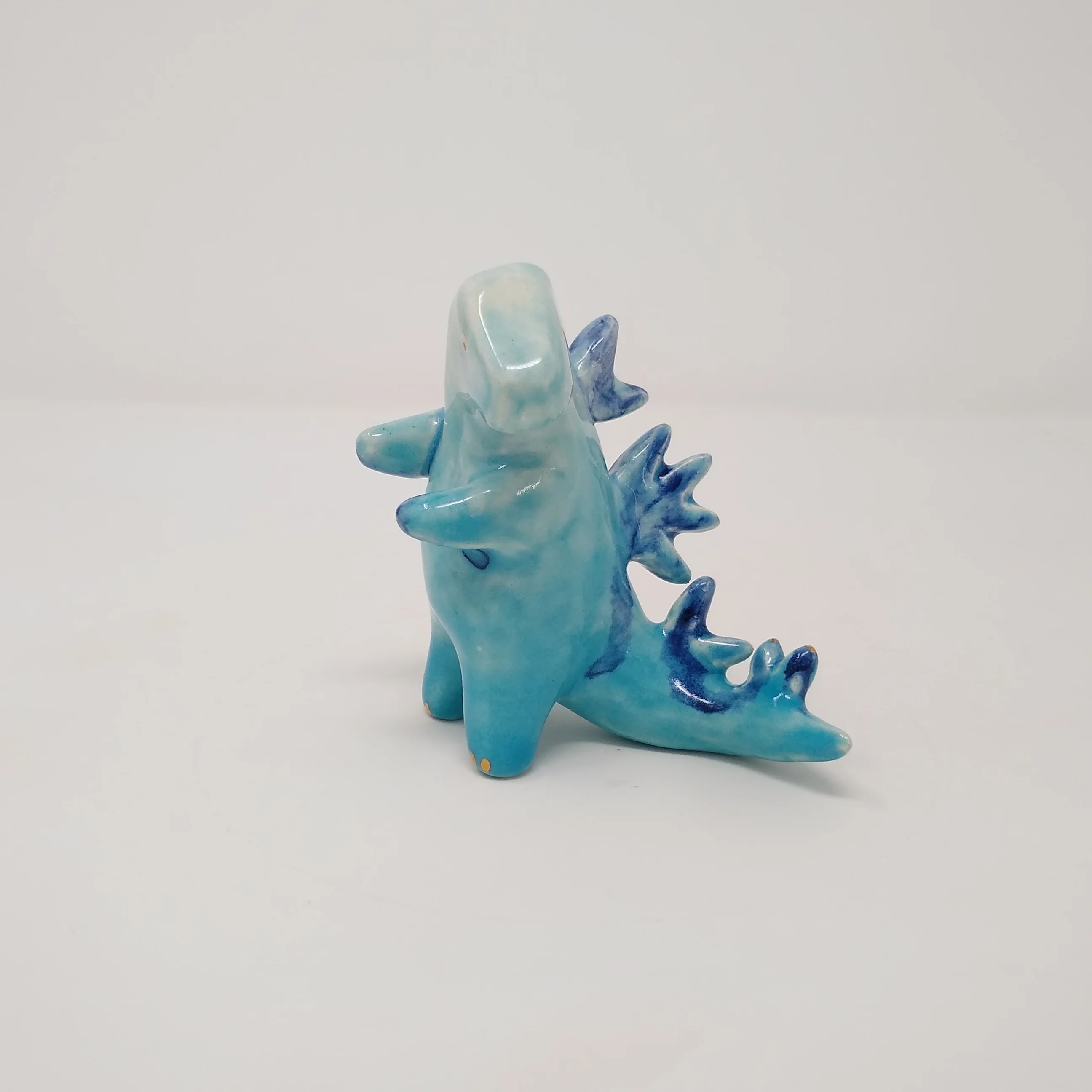 Kaiju 2022 - Jenn Lima - “Ombre Kaiju”
