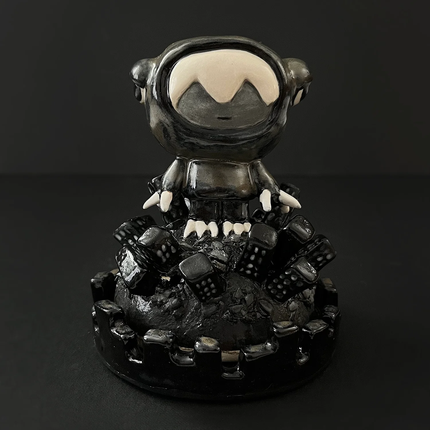 Kaiju 2024 - Edlyn Capulong - "Gojira Incense Holder" - Image 7