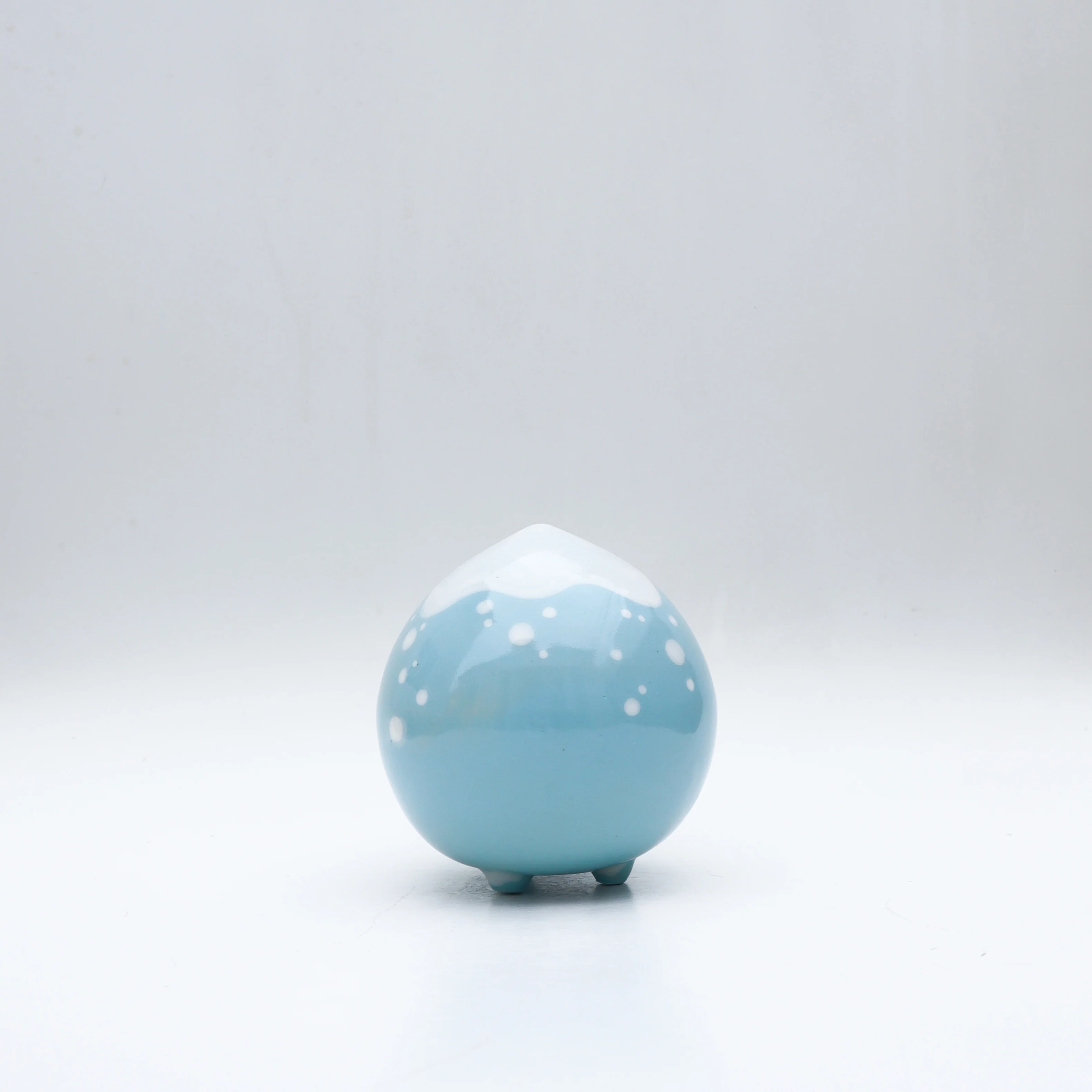 KILN - #39 - Dani Kawaii - "Kinuko 02" - Image 3