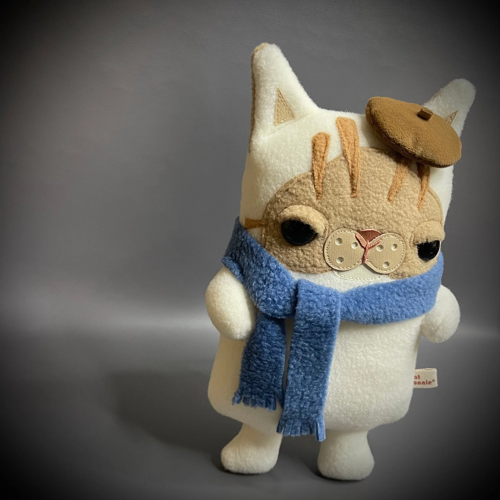 Neko Show 2025 - Flat Bonnie - "Unimpressed Kitty"