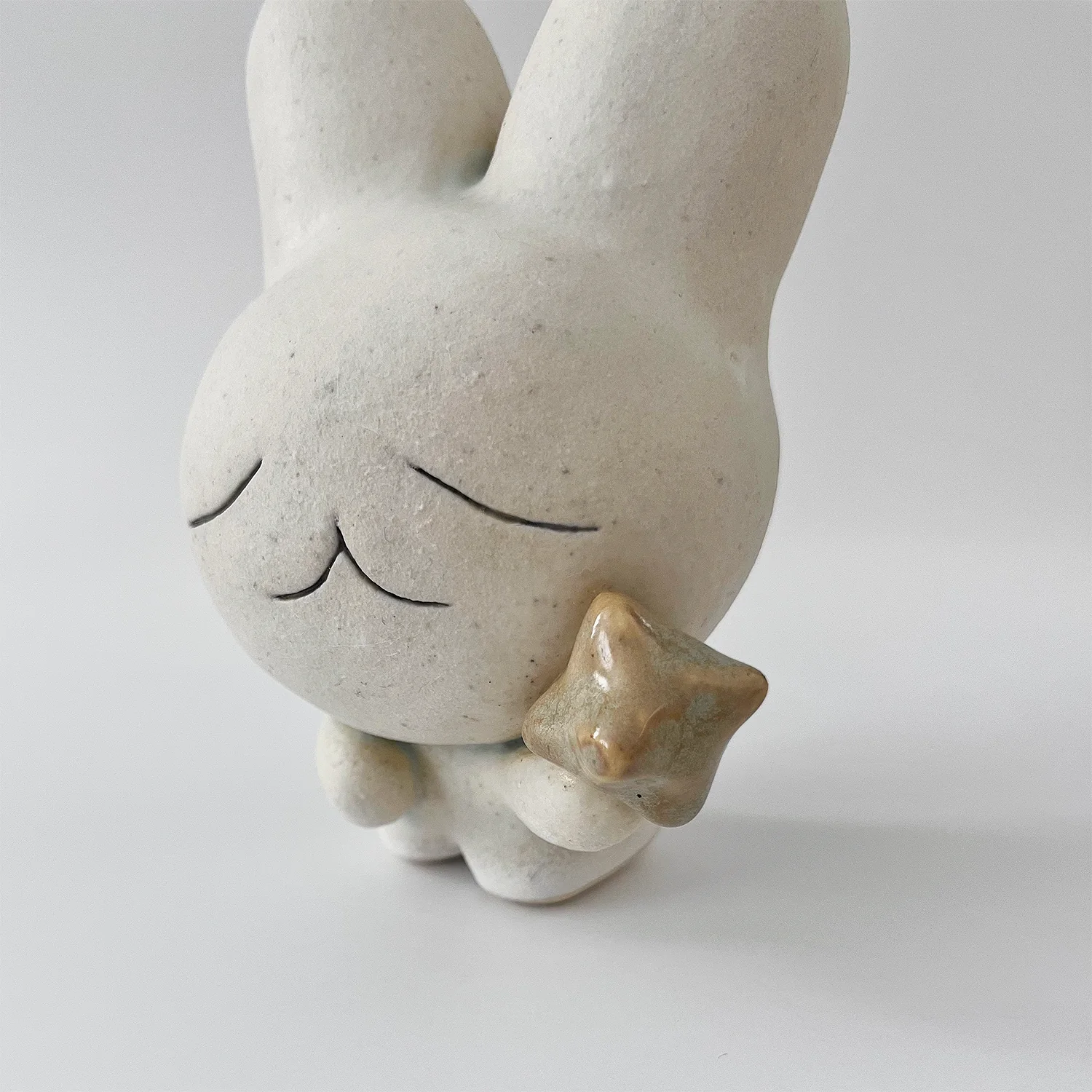 Odd Folk & Fables - Edlyn Capulong - "Fragments From A Distant Star: Starcatcher" - Image 4